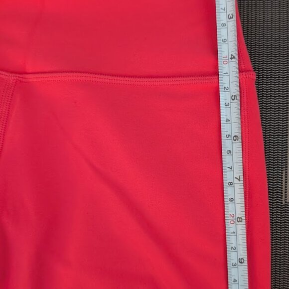 lululemon HR Align Short 4" Color-Pink, Pre-owned - Picture 6 of 9